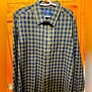 Long sleeve checkered button down